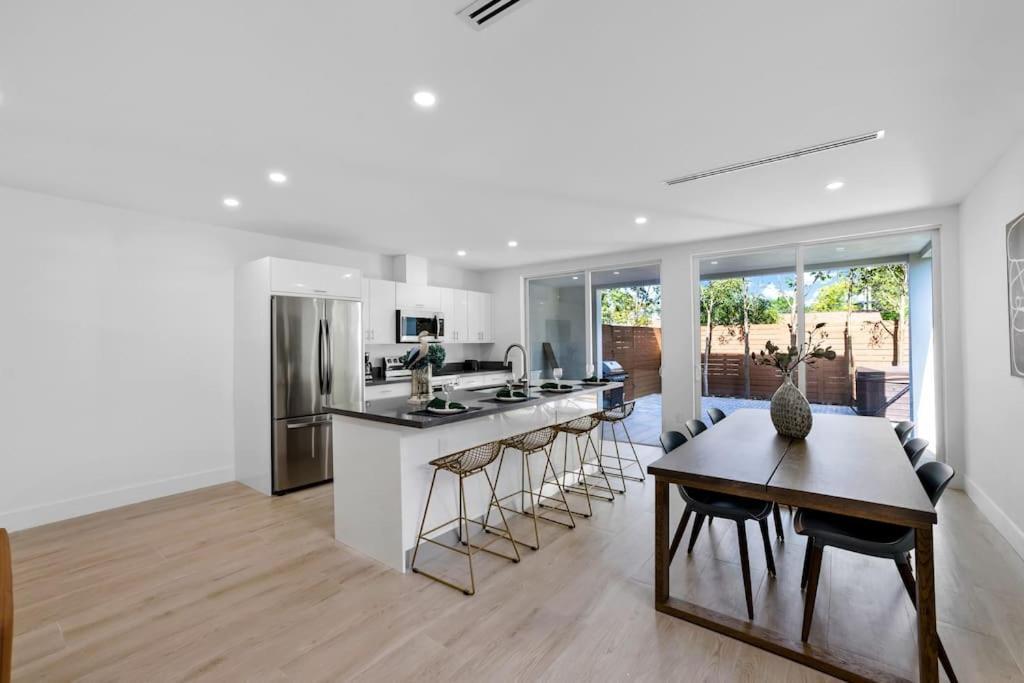 Up To 12 Guests! Modern Near Wynwood 29! Pousada *