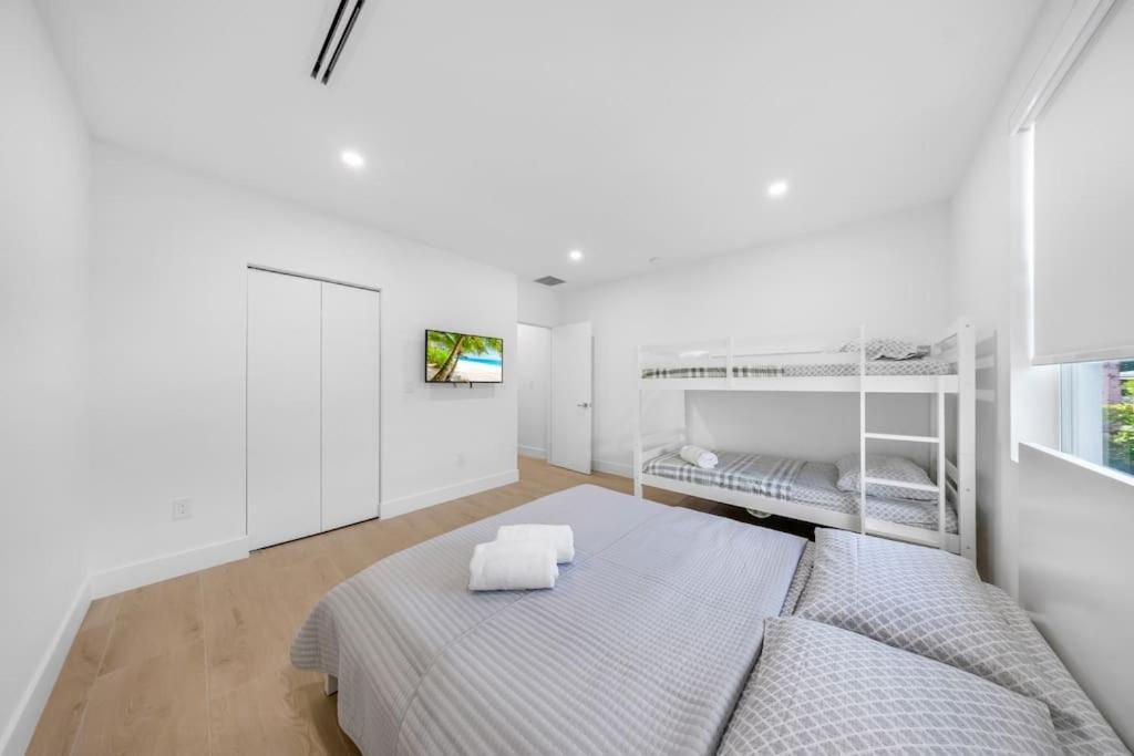 Up To 12 Guests! Modern Near Wynwood 29! Pousada Miami