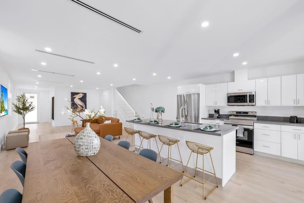 Pousada Up To 12 Guests! Modern Near Wynwood 29!